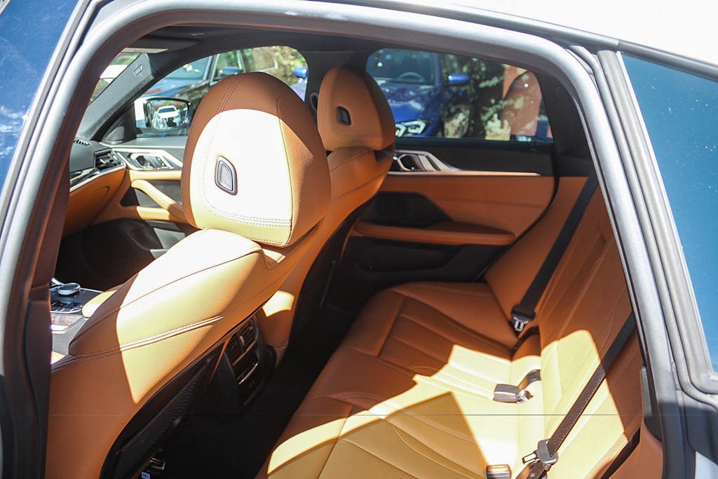 Thumbnail: 2024 BMW i4 - 10