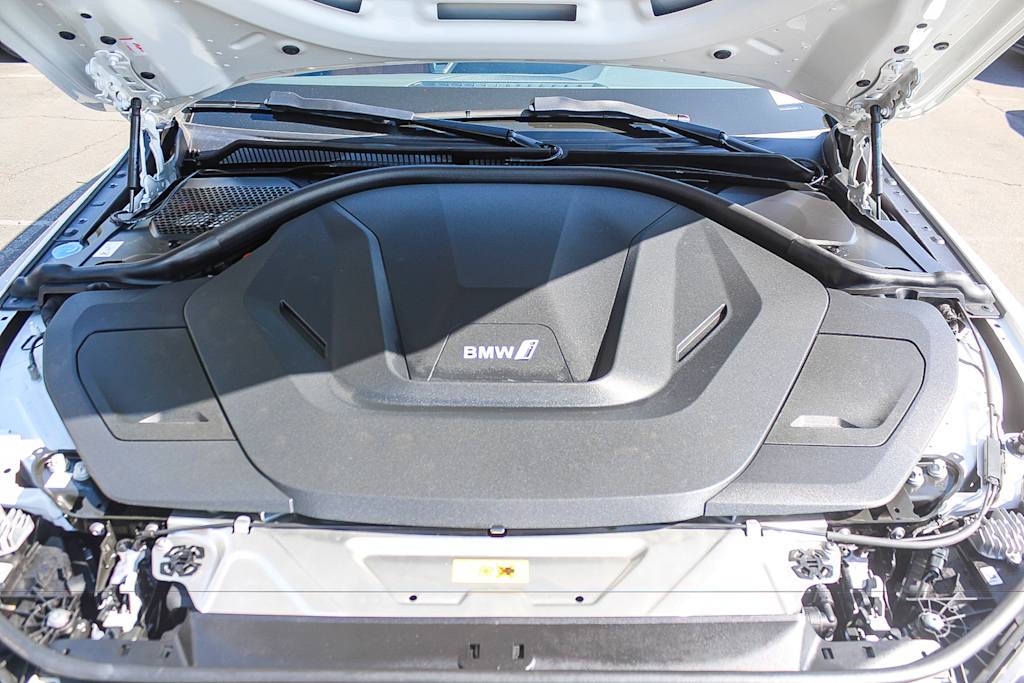 Thumbnail: 2024 BMW i4 - 8