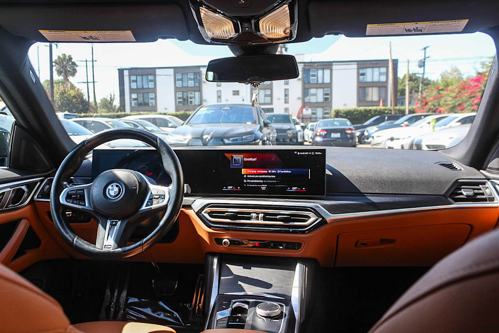 Thumbnail: 2023 BMW i4 - 2