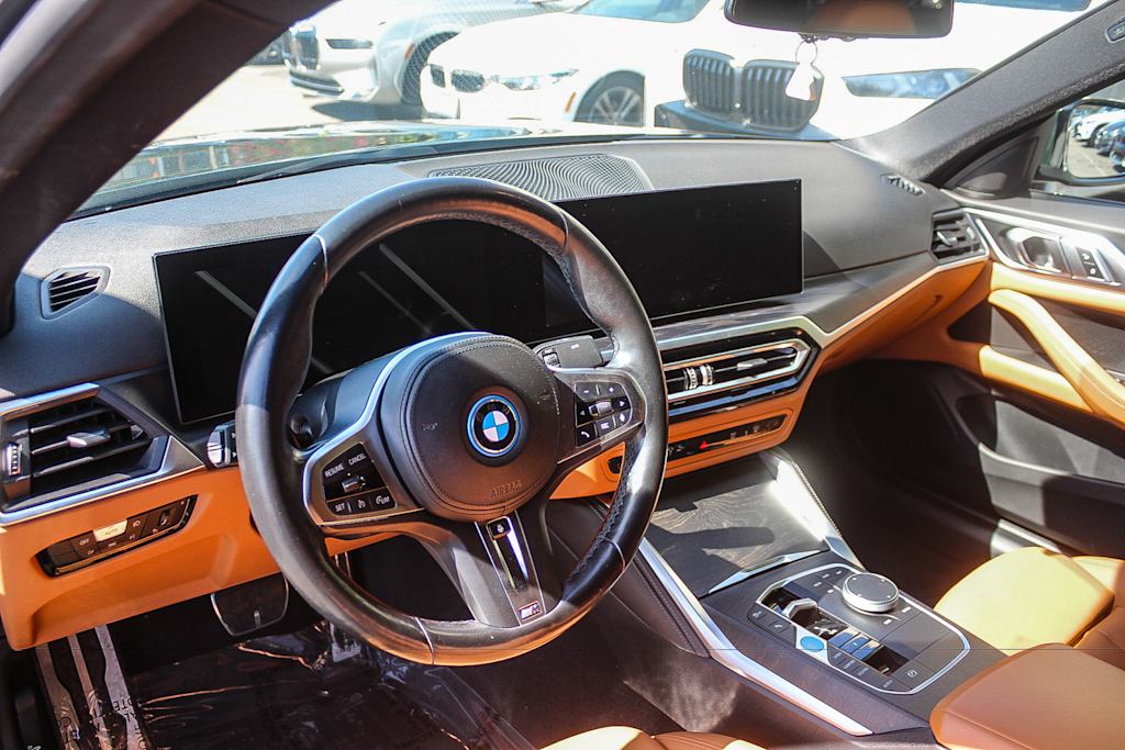 Thumbnail: 2023 BMW i4 - 12