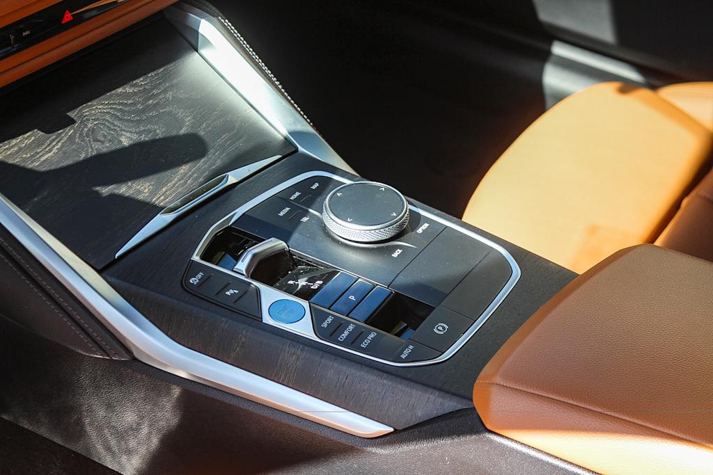 Thumbnail: 2023 BMW i4 - 14