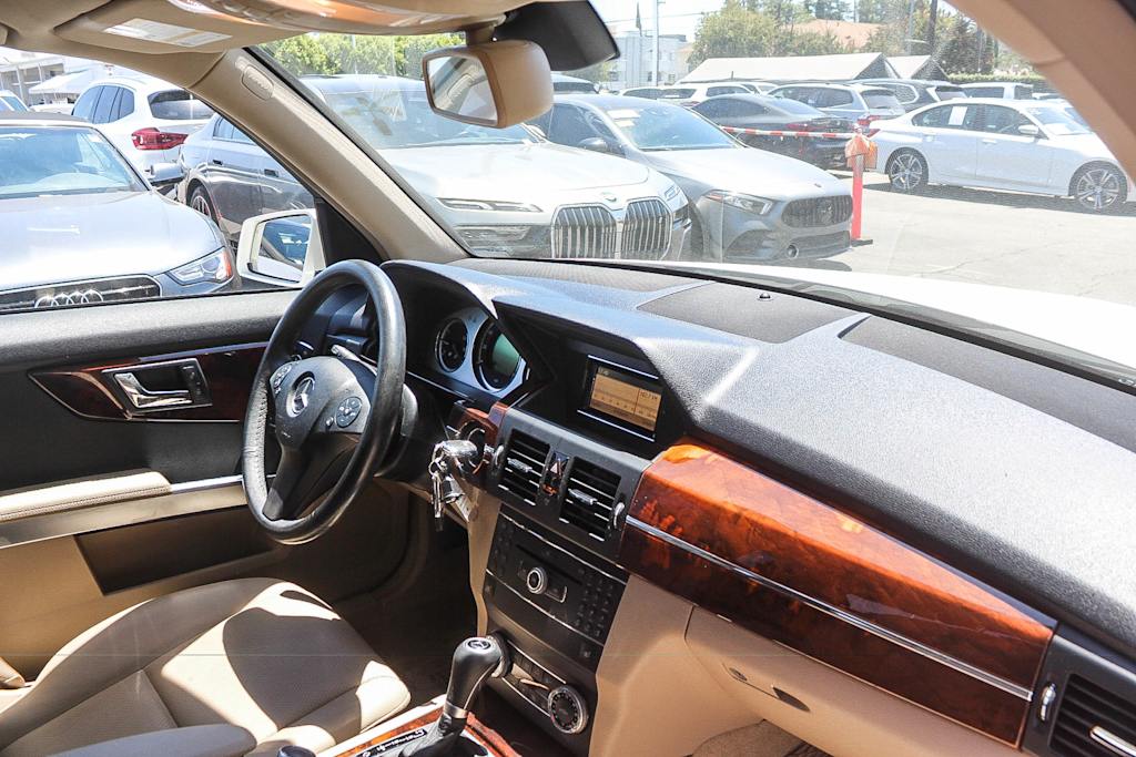 Thumbnail: 2010 Mercedes-Benz GLK - 12