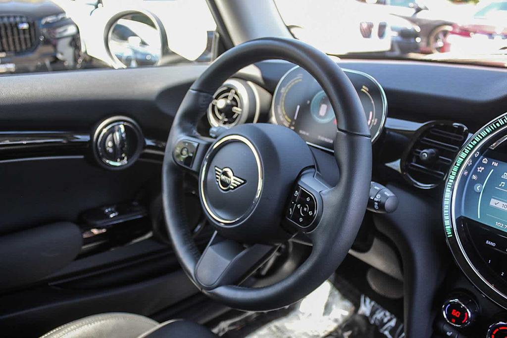 Thumbnail: 2024 MINI Cooper - 9