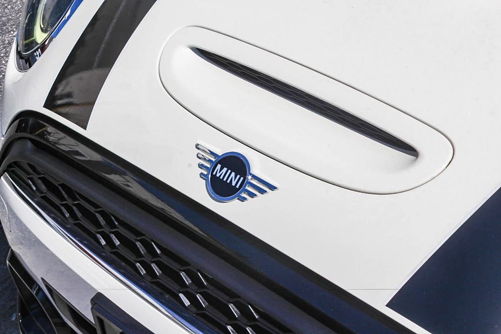 Thumbnail: 2022 MINI Cooper - 22