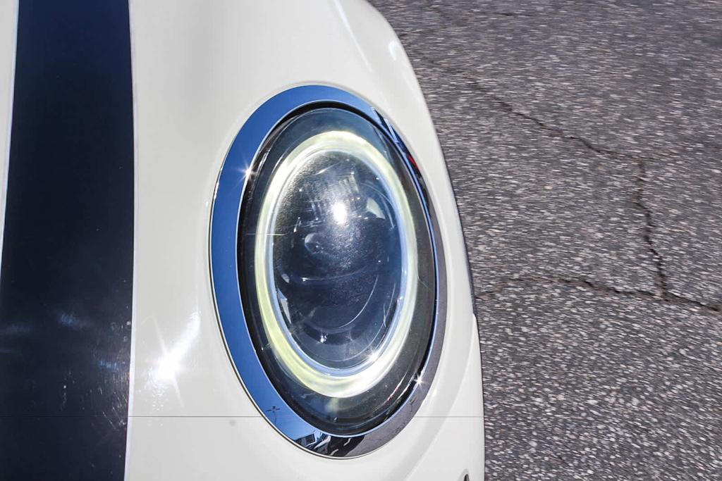Thumbnail: 2022 MINI Cooper - 17