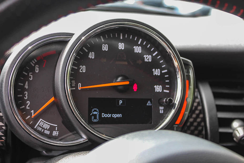 Thumbnail: 2019 MINI Cooper - 15