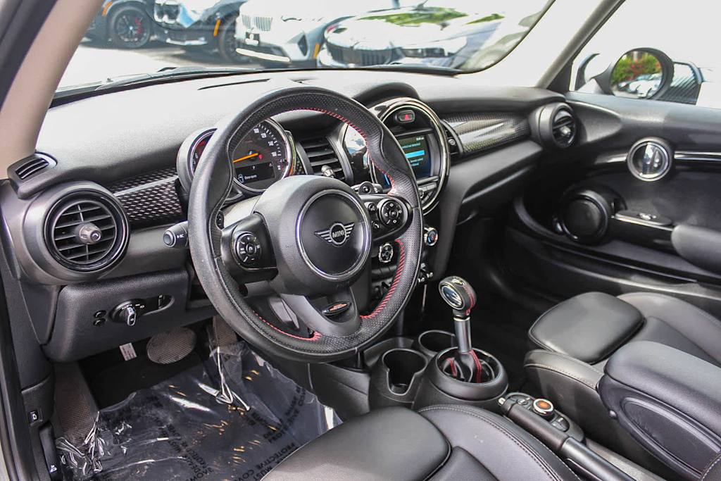 Thumbnail: 2019 MINI Cooper - 12