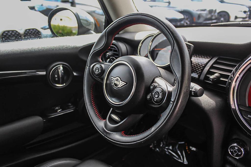 Thumbnail: 2019 MINI Cooper - 11
