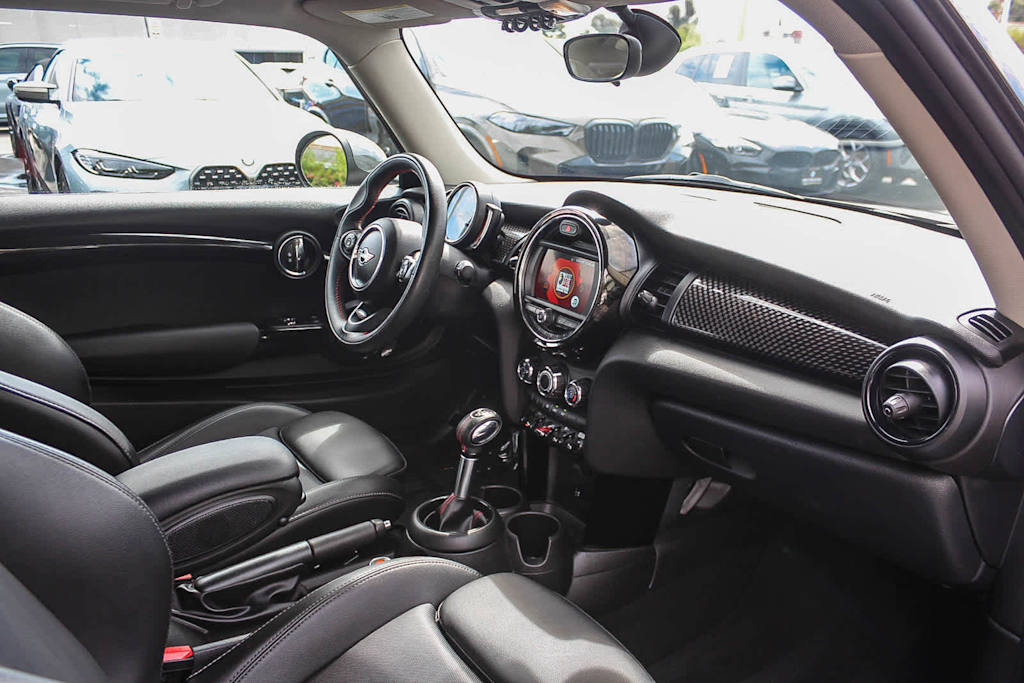 Thumbnail: 2019 MINI Cooper - 9