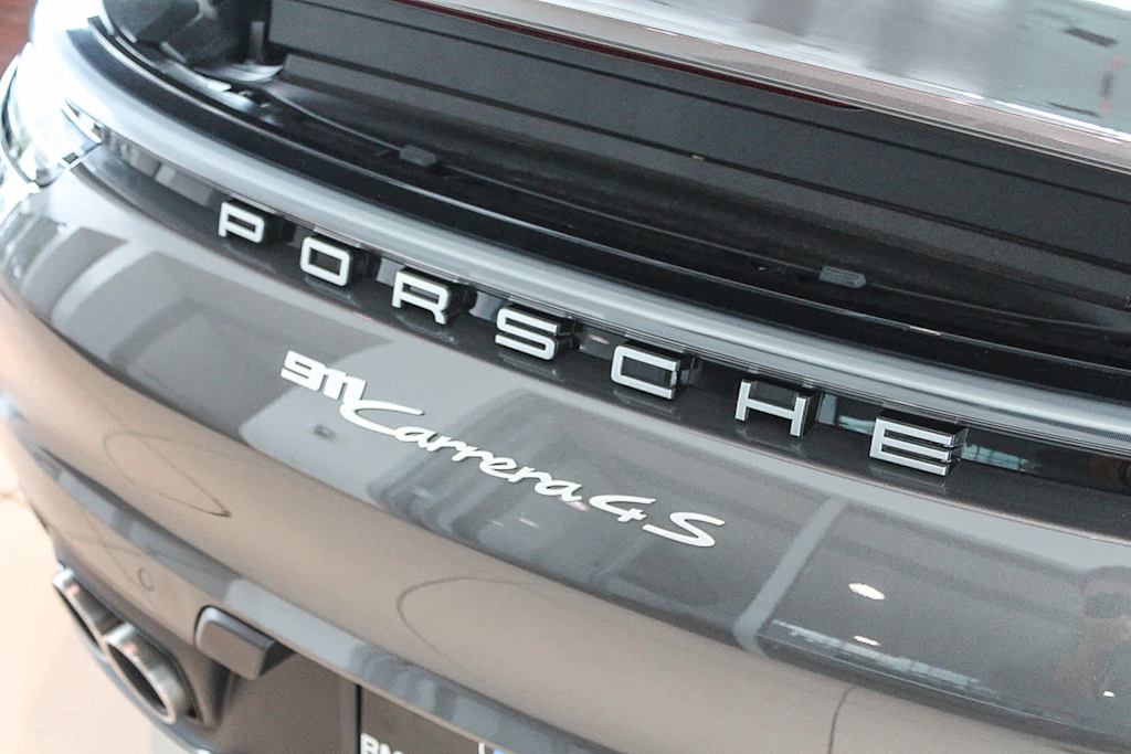 2024 Porsche 911 Carrera 4S 5