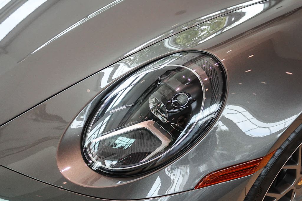 2024 Porsche 911 Carrera 4S 19