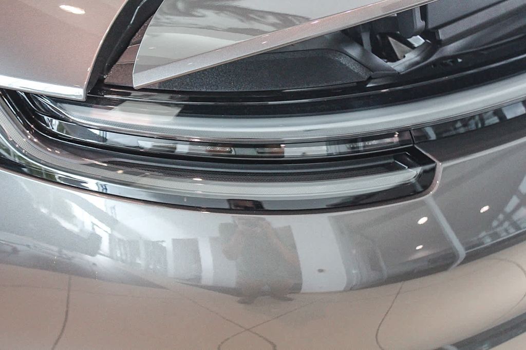 2024 Porsche 911 Carrera 4S 17
