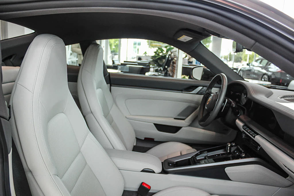 2024 Porsche 911 Carrera 4S 7