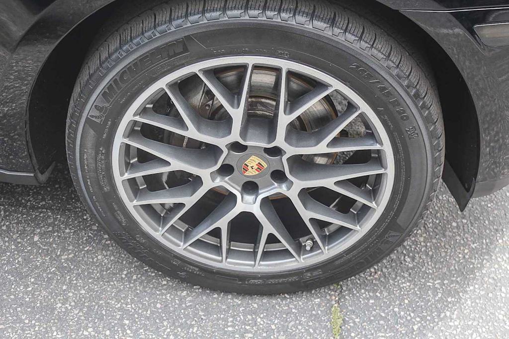 Thumbnail: 2018 Porsche Macan - 22