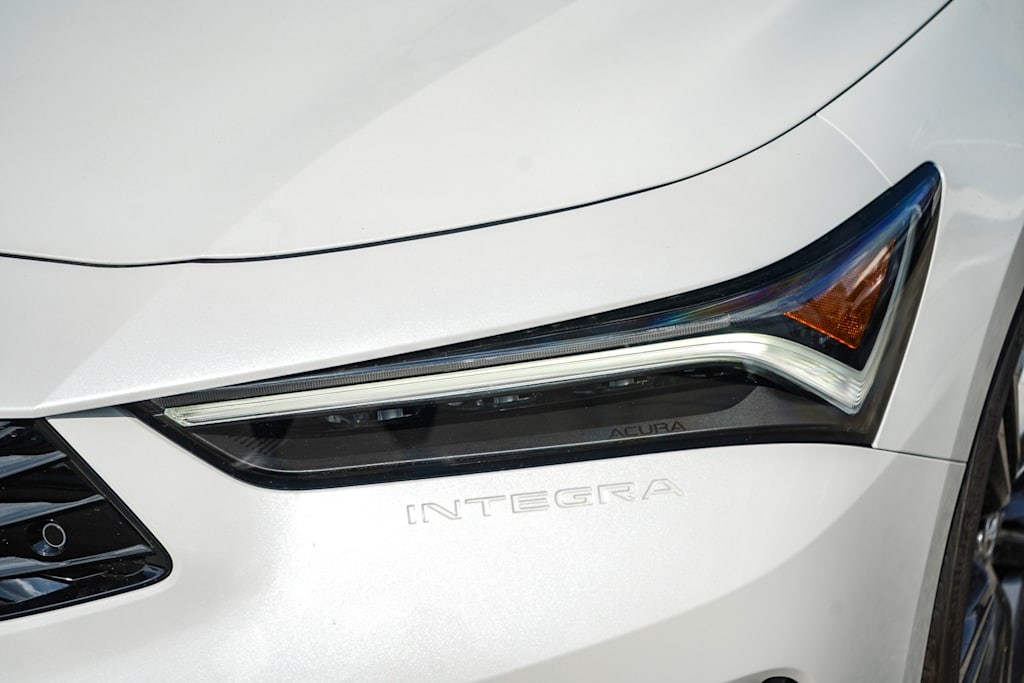 Thumbnail: 2025 Acura Integra - 19
