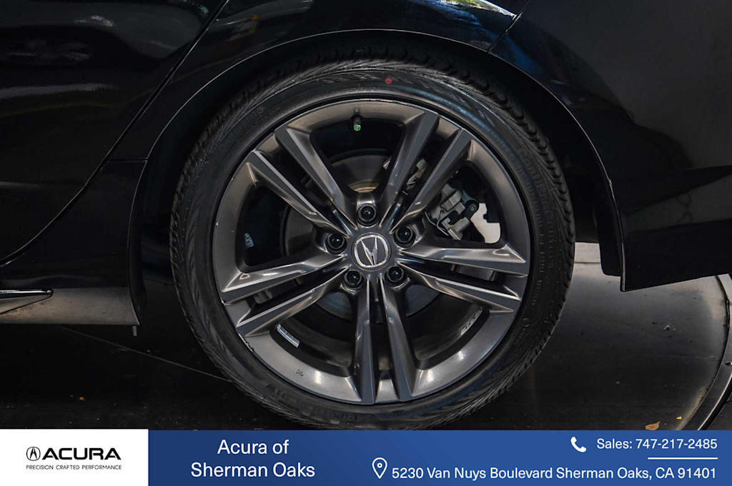 Thumbnail: 2023 Acura Integra - 21