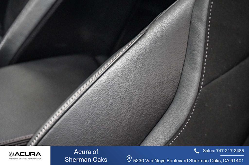 Thumbnail: 2023 Acura Integra - 10