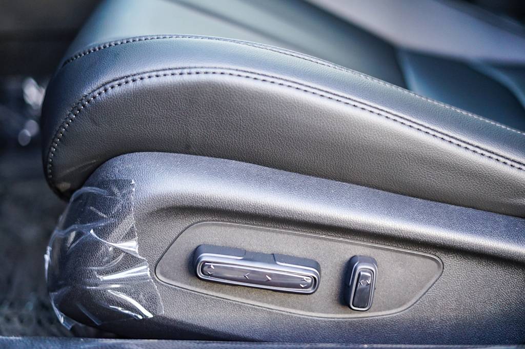 Thumbnail: 2026 Acura Integra - 25