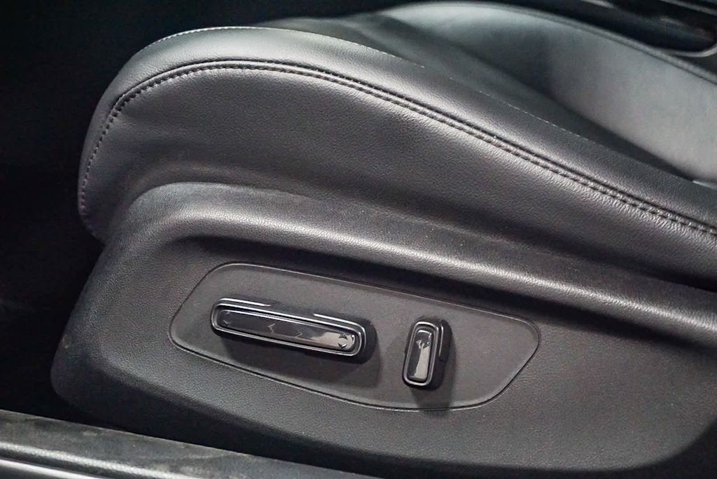 Thumbnail: 2023 Acura Integra - 25