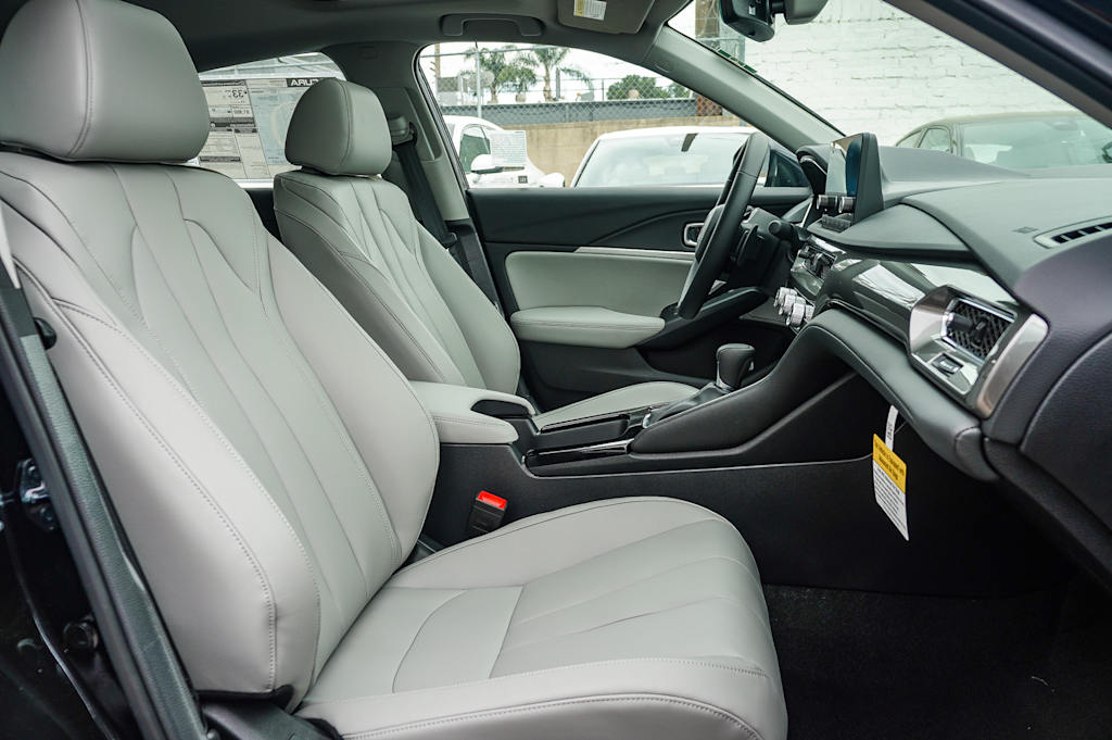 Thumbnail: 2025 Acura Integra - 9