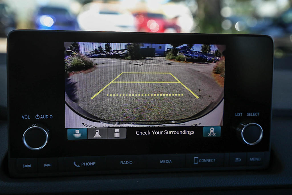 Thumbnail: 2025 Acura Integra - 25