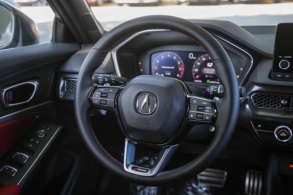 Thumbnail: 2025 Acura Integra - 2