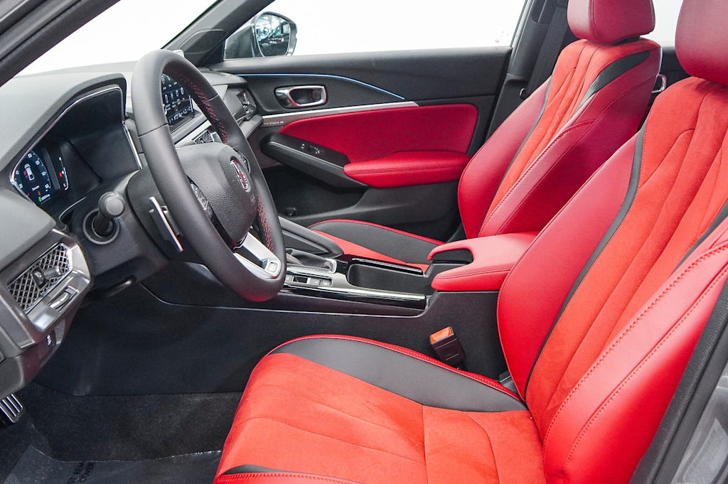 Thumbnail: 2025 Acura Integra - 11