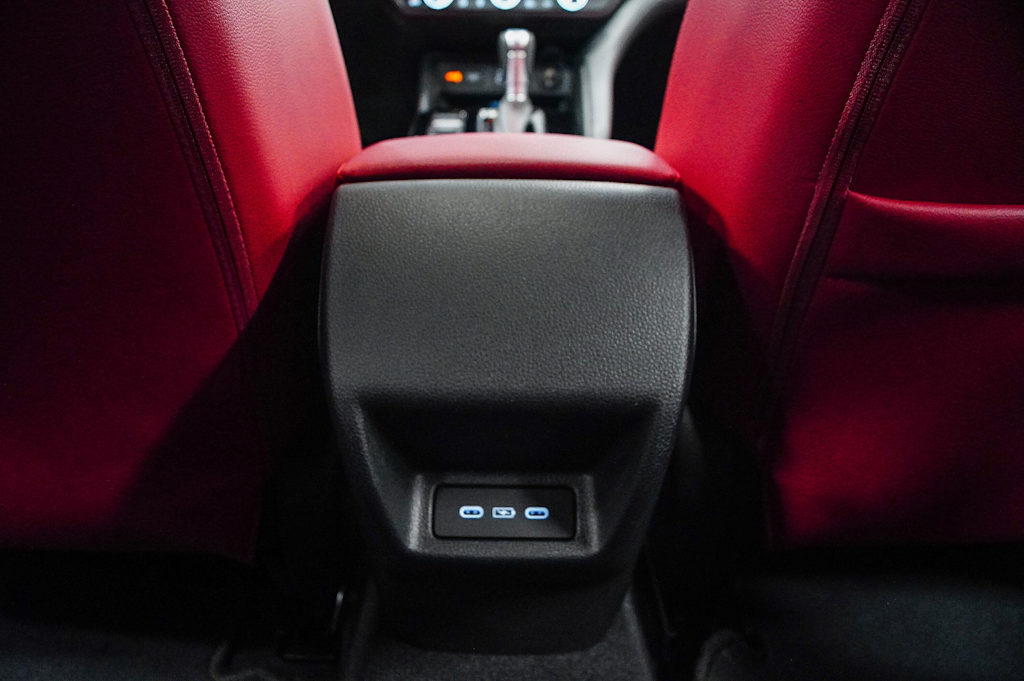 Thumbnail: 2025 Acura Integra - 22