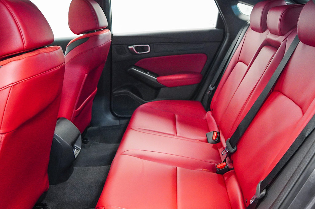 Thumbnail: 2025 Acura Integra - 12