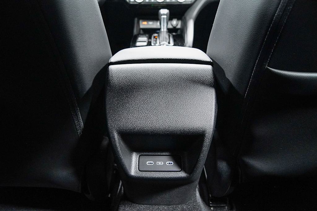 Thumbnail: 2025 Acura Integra - 23