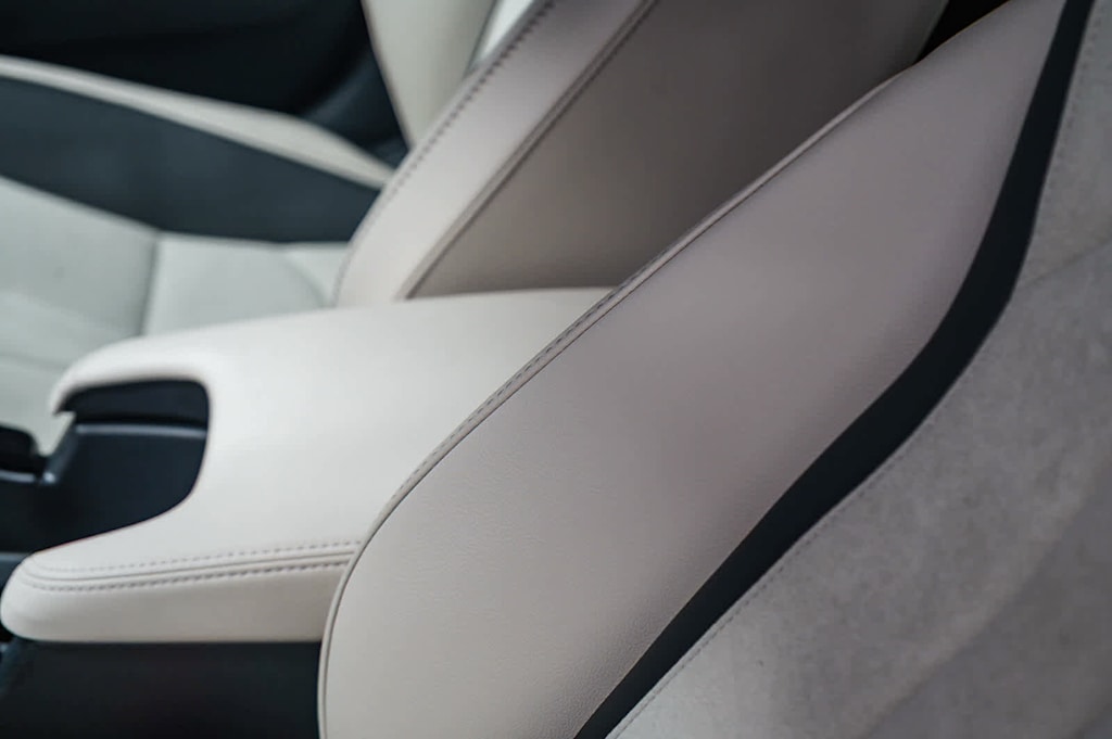 Thumbnail: 2025 Acura Integra - 11