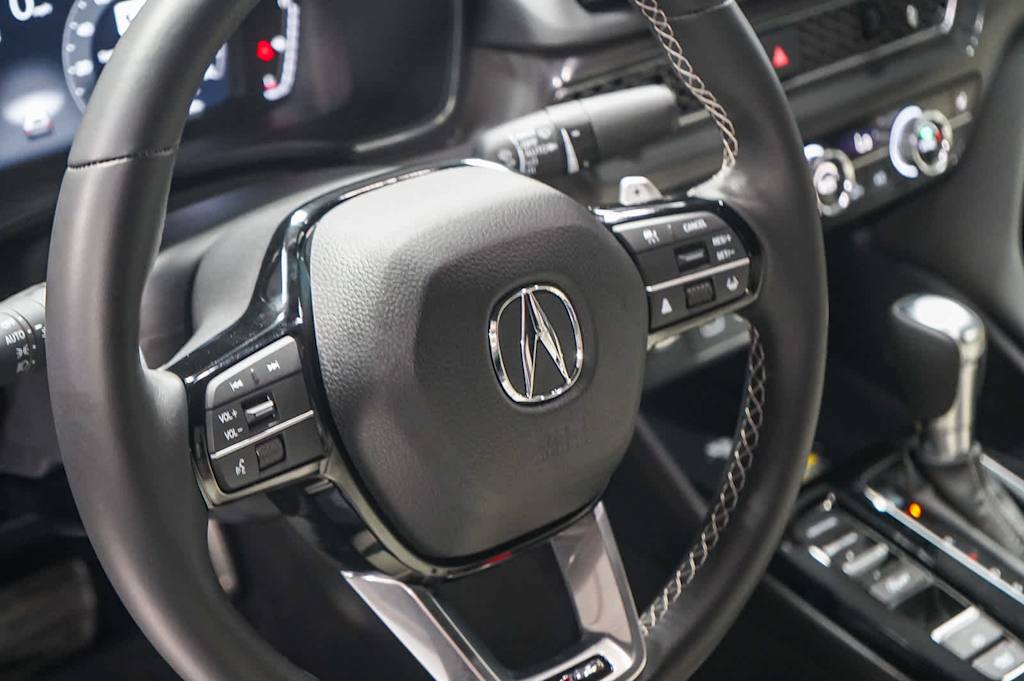 Thumbnail: 2025 Acura Integra - 24