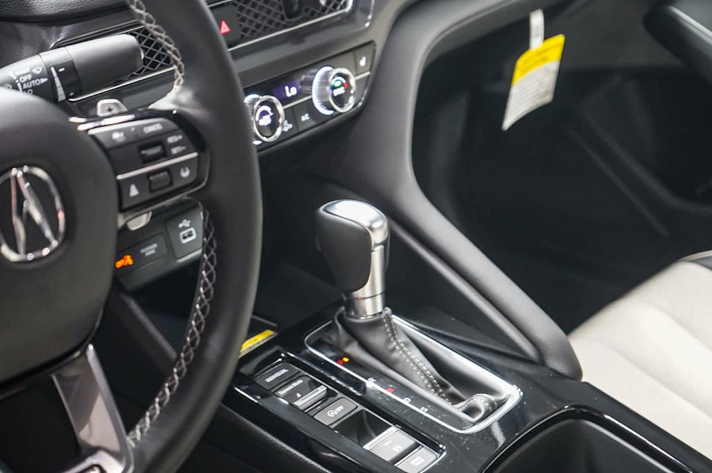 Thumbnail: 2025 Acura Integra - 16