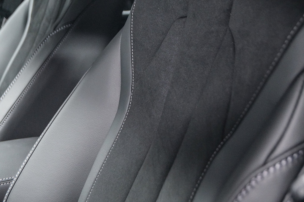 Thumbnail: 2025 Acura Integra - 27