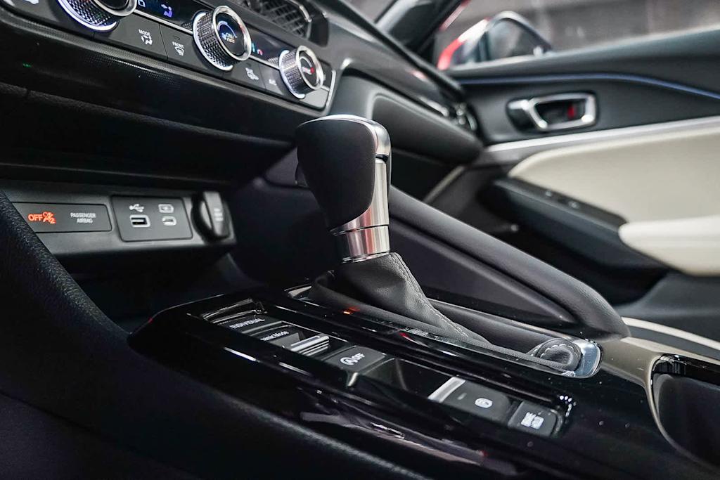 Thumbnail: 2025 Acura Integra - 27