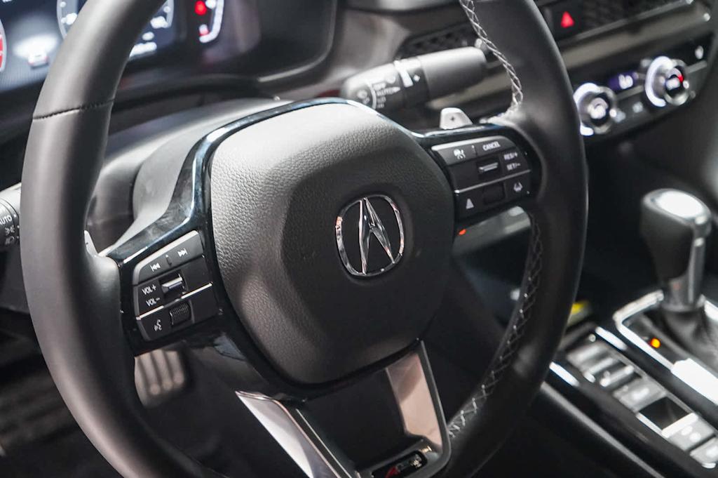 Thumbnail: 2025 Acura Integra - 25
