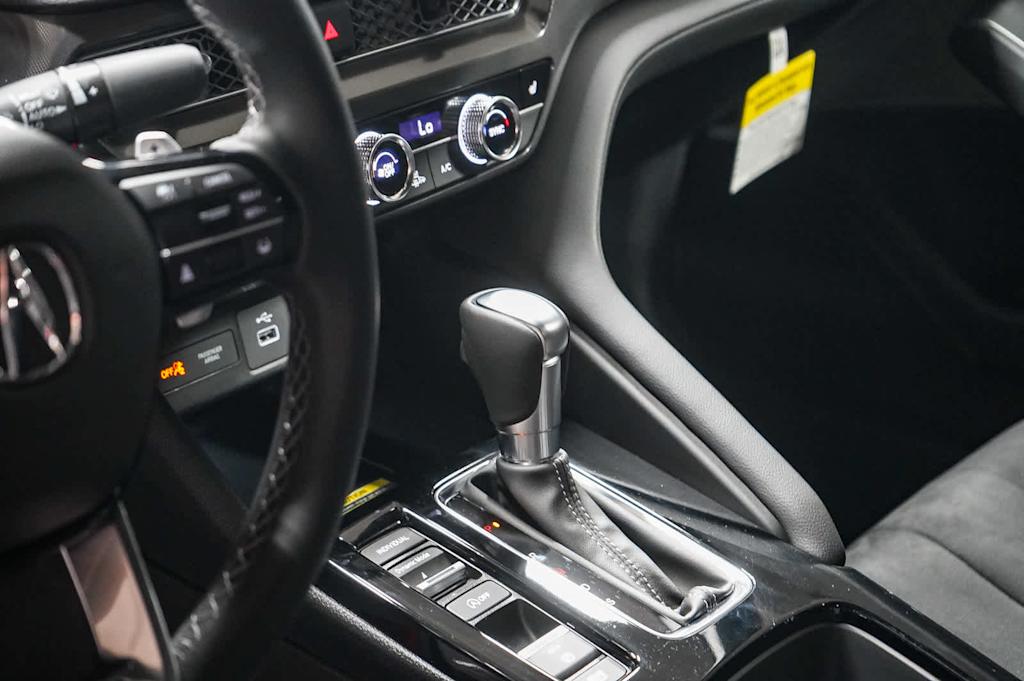 Thumbnail: 2025 Acura Integra - 16