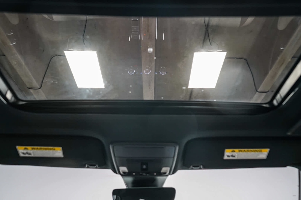 Thumbnail: 2025 Acura Integra - 25