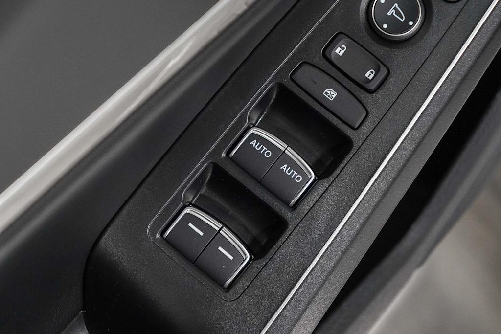 Thumbnail: 2026 Acura Integra - 29