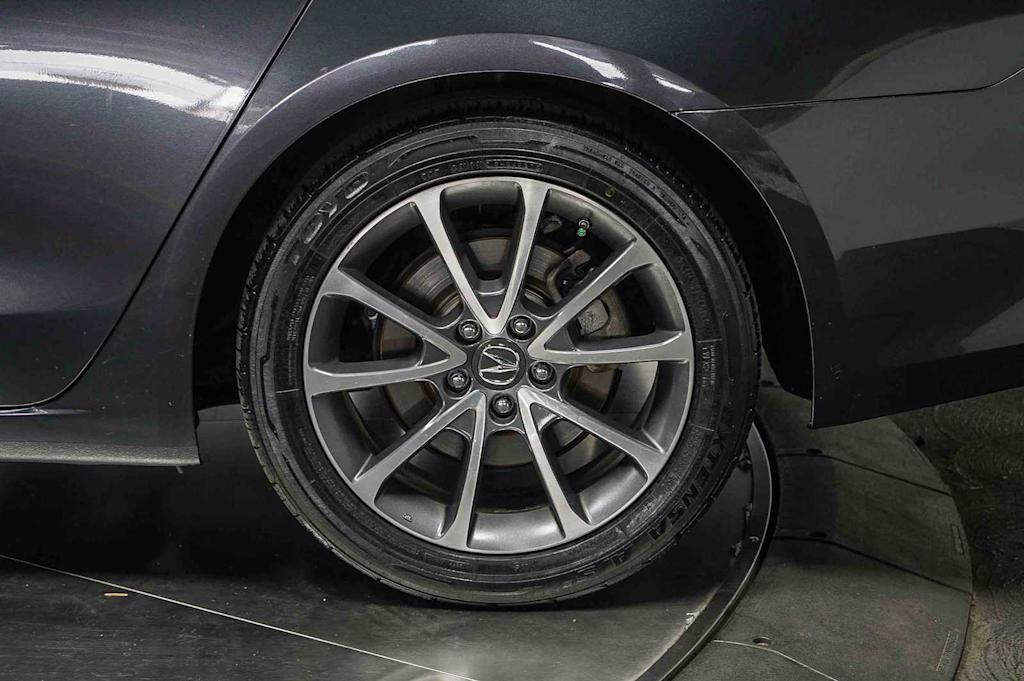 Thumbnail: 2015 Acura TLX - 21