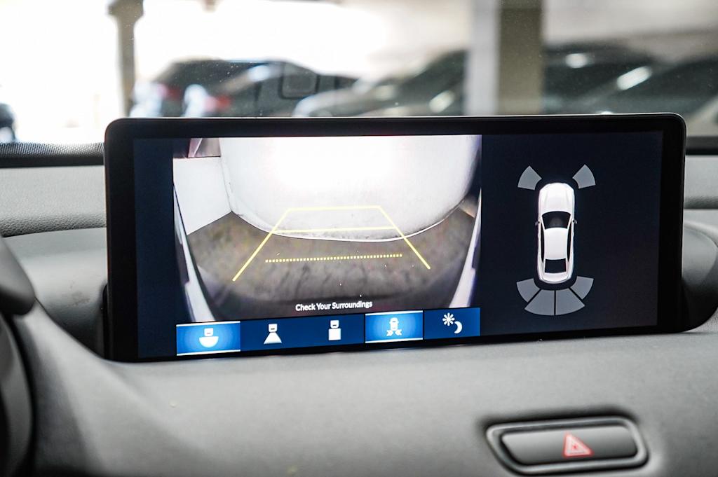 Thumbnail: 2025 Acura TLX - 28