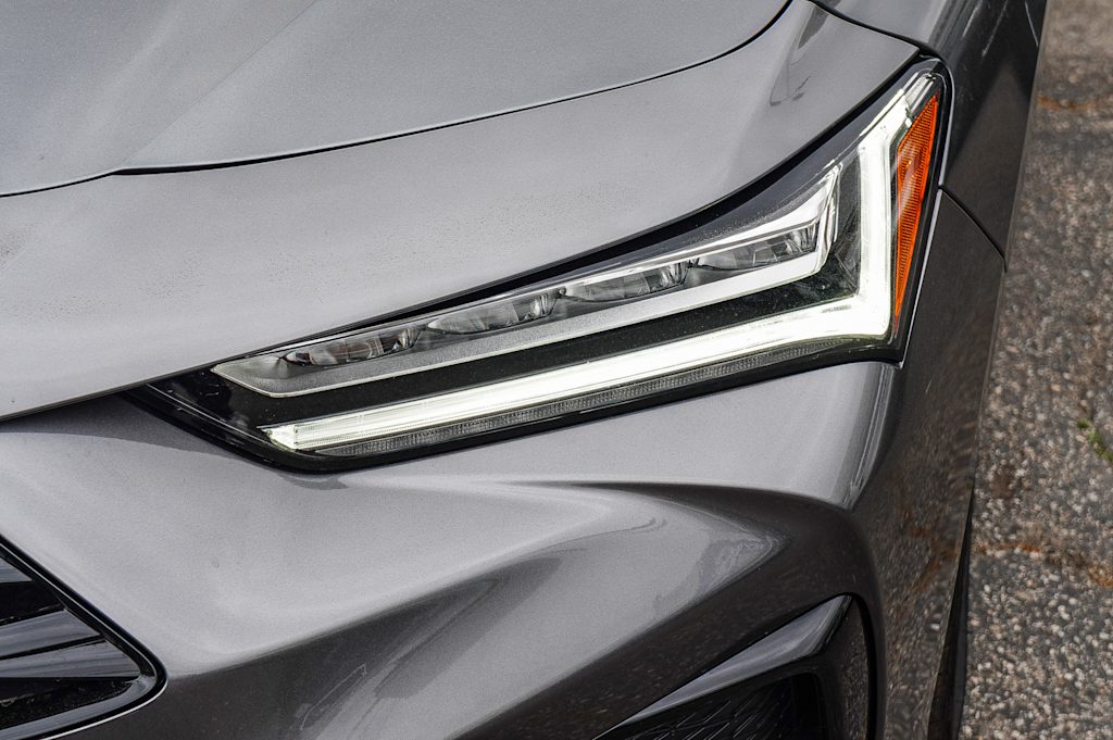 Thumbnail: 2025 Acura TLX - 18