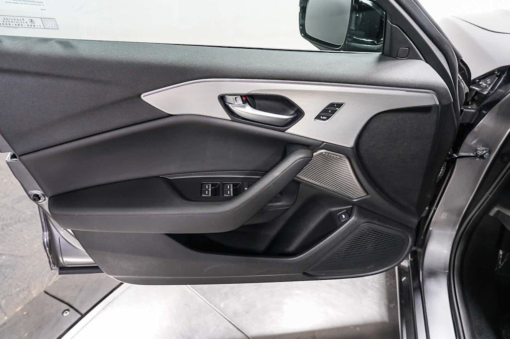 Thumbnail: 2025 Acura TLX - 25