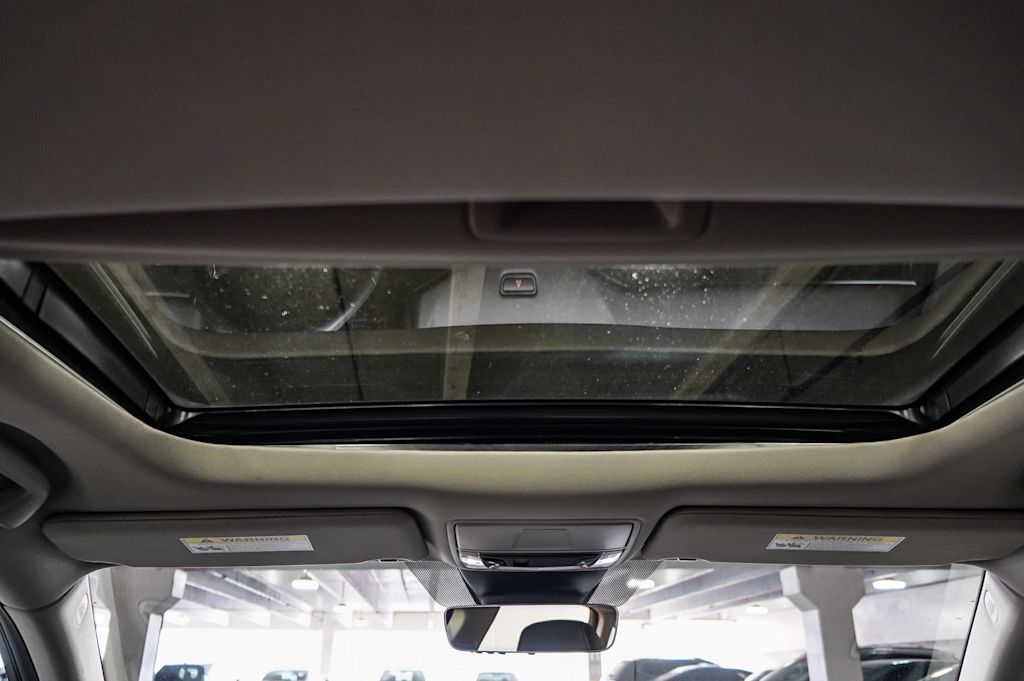 Thumbnail: 2025 Acura TLX - 26