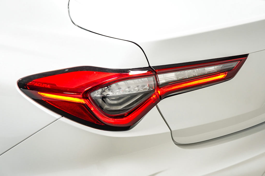 Thumbnail: 2025 Acura TLX - 21