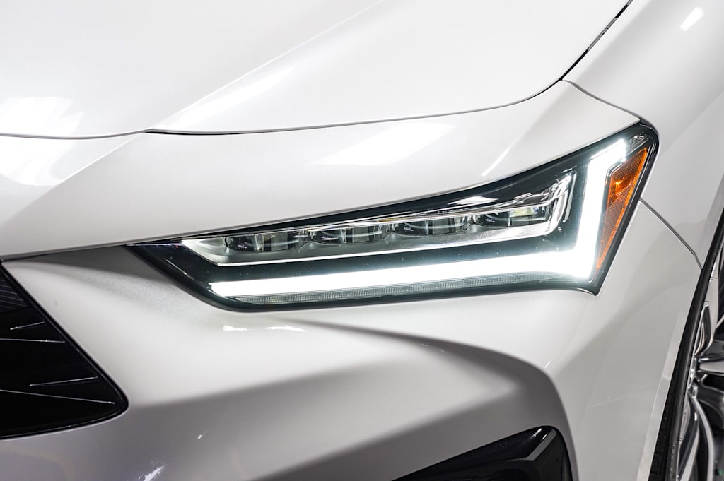 Thumbnail: 2025 Acura TLX - 19