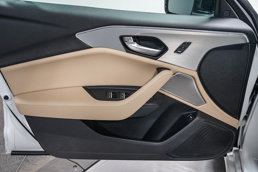 Thumbnail: 2025 Acura TLX - 28