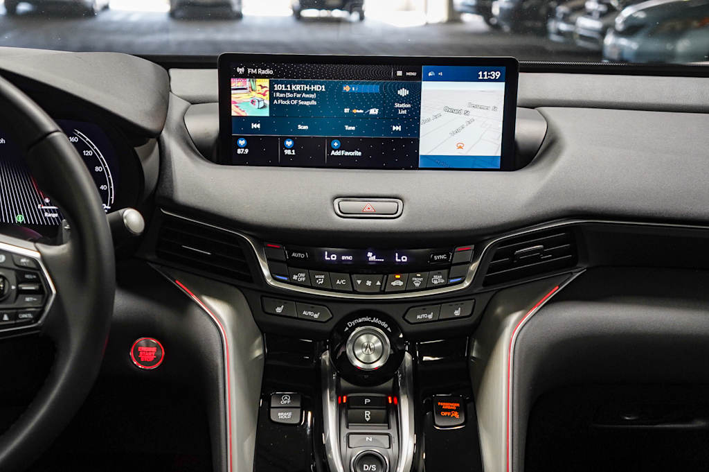 Thumbnail: 2025 Acura TLX - 13