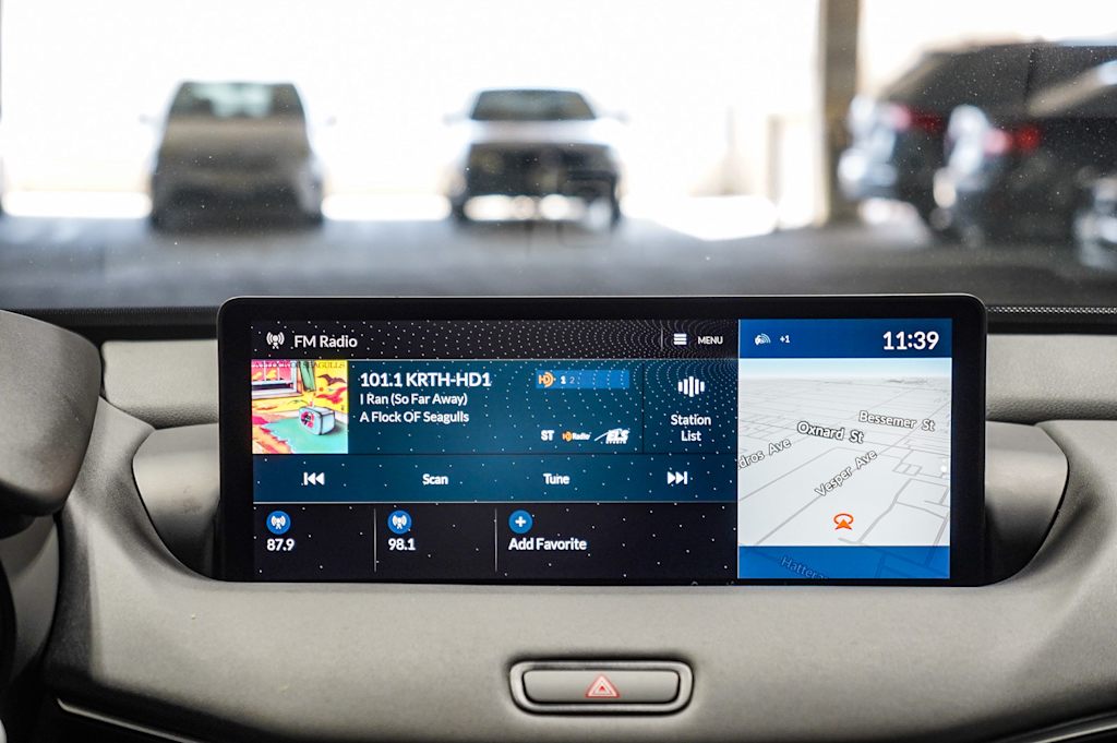 Thumbnail: 2025 Acura TLX - 22