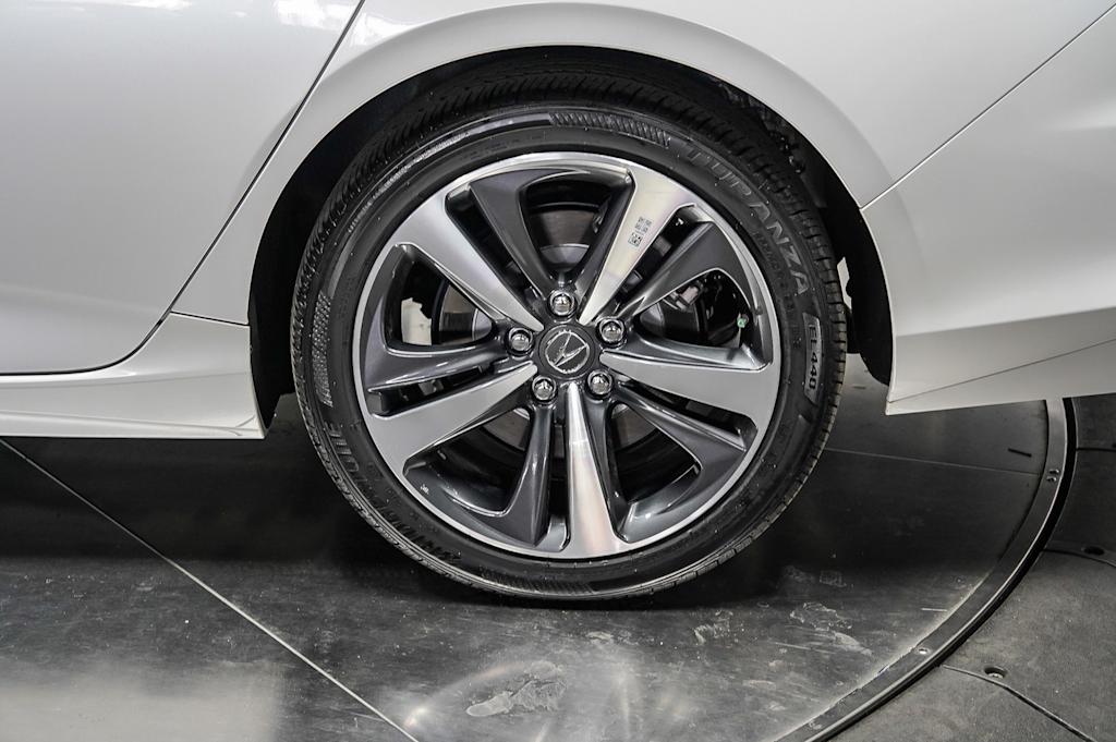 Thumbnail: 2025 Acura TLX - 21